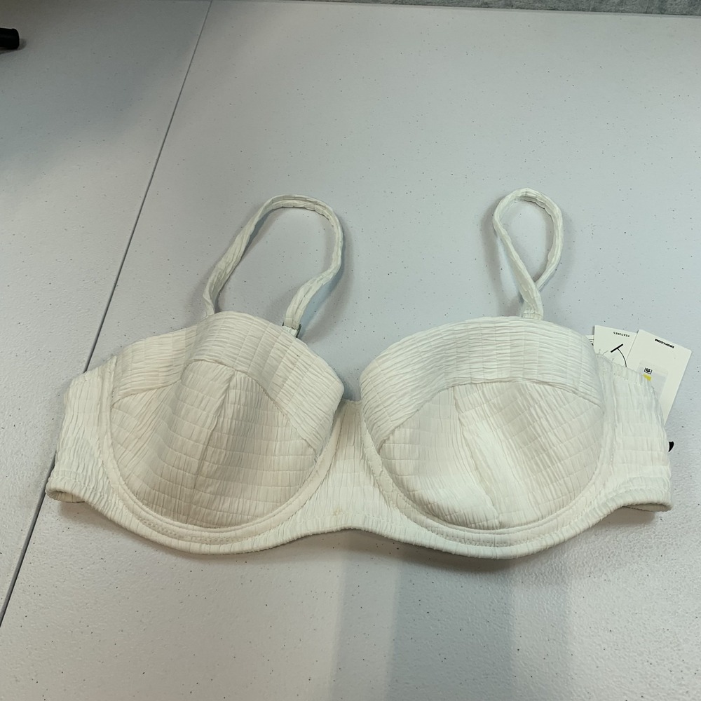 DKNY Women's Swim‎ Bikini Top M Balconette Underwire Molded White Textured